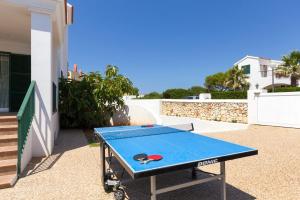 Stolní tenis v ubytování Villa Natasha by Villa Plus nebo okolí