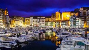 Výhľad na mesto Bermeo alebo výhľad na mesto priamo z apartmánu