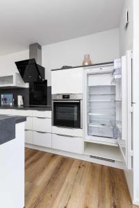 Η κουζίνα ή μικρή κουζίνα στο Ferienhaus Friesentraum