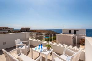Ein allgemeiner Meerblick oder ein Meerblick von der Villa aus