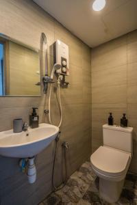 Koupelna v ubytování Spacious 3-bedroom with Pool for 6 - Subang Jaya
