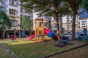 Herní místnost nebo prostor pro děti v ubytování Spacious 3-bedroom with Pool for 6 - Subang Jaya
