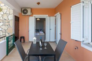 Fotografie z fotogalerie ubytování Hillside Seaview Apartment v destinaci Stalós