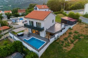 Πισίνα στο ή κοντά στο Villa Saric