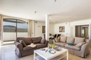 Posezení v ubytování Villa Pino by Villa Plus