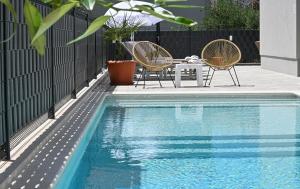 Bazén v ubytování Luxury Apartment Maravic with Private Pool nebo v jeho okolí