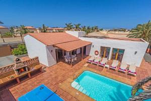The swimming pool at or close to Villa Silvia II by Villa Plus