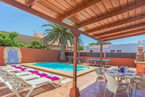 The swimming pool at or close to Villa Silvia II by Villa Plus