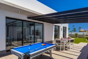Biliár nebo kulečník v ubytování Villa Alana by Villa Plus