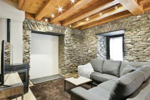 A seating area at Luderna - Casa Les er Haro