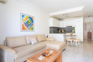Kuchyň nebo kuchyňský kout v ubytování Apartment El Faro
