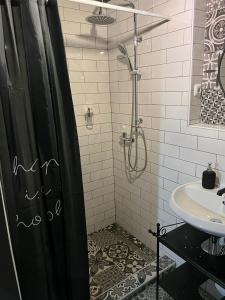 Ванна кімната в 4 STARS APARTMENTS Near Airport