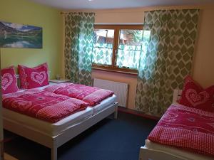 Postel nebo postele na pokoji v ubytování Ferienwohnung Bruni Bock + 33 fotografií