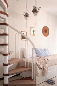 A bed or beds in a room at Green Coast House 1