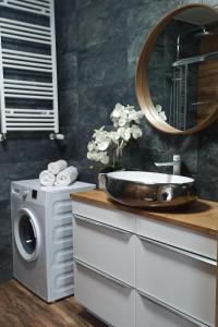 Zdjęcie z galerii obiektu Apartament z basenem i klimatyzacją w Sarbinowie