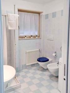 ห้องน้ำของ Comodo appartamento [Trento centro] Il Duomo Bianco