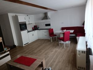Kuchyň nebo kuchyňský kout v ubytování Spreewald Ferienwohnung Wollgast