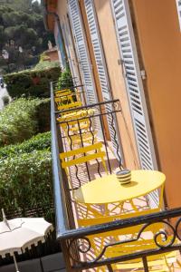 Balkón nebo terasa v ubytování Hôtel Le Y