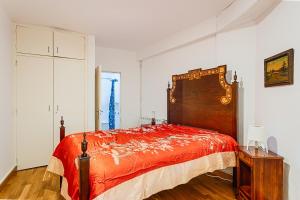 Ένα ή περισσότερα κρεβάτια σε δωμάτιο στο Quinta biológica, com vista, na Serra de Sintra