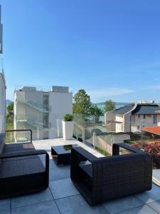 Rõdu või terrass majutusasutuses Izi Apartman