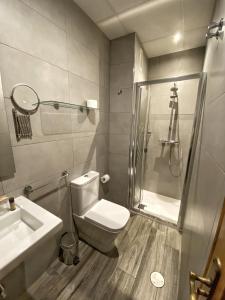 A bathroom at Hotel Ribeira Sacra