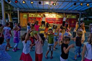 Hosté ubytování Sereno Camping Holiday + 37 fotografií