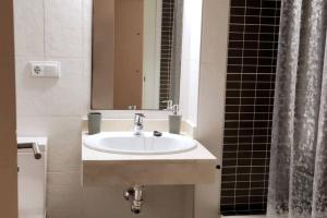 Kép Precioso Apartamento con vistas al Mar en La Alcaidesa szállásáról San Roquéban a galériában