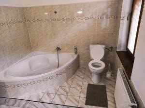 Koupelna v ubytování Apartmány Vranov