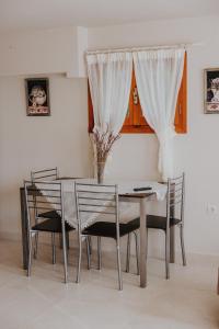 Fotografie z fotogalerie ubytování House of Gardenia v destinaci Makrirrákhi