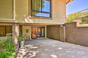 Guest Suite with Patio in Arizona Wine Country的门面或入口