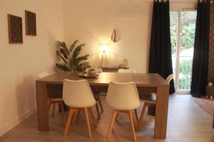 LA VILLA ONDINE - Spacieux appartement sur les collines Nicoises - Piscine - 2 parkings - Clim - Wifi