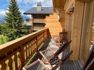 Balcó o terrassa a Verbier Sunny apt, fabulous view & balcony, sleeps 8