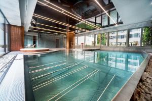 Piscina de la sau aproape de Lividus 307 Świnoujscie ApartPark - KLW apartments AC