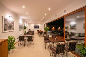 Restoran ili drugo mesto za obedovanje u objektu Hotel NORTH STORY - Luxury Chalet - Apartments & rooms