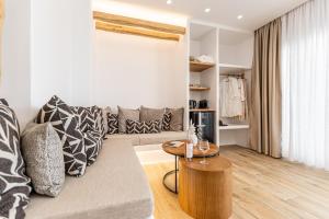 Kuchyň nebo kuchyňský kout v ubytování Almiriki Naxos Beachside Living