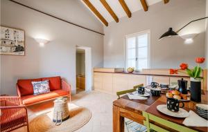 Fotografie z fotogalerie ubytování 2 Bedroom Nice Apartment In Bastia Di Albenga v destinaci Albenga