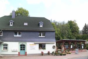 Photo de la galerie de l'établissement FeWo KLAUS - nahe Sachsenring - auch Monteure willkommen, à Oberlungwitz