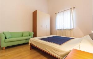 Letto o letti in una camera di Stunning Home In Liznjan With Wifi