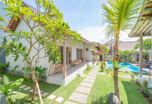Bazén v ubytování Amazon Guesthouse by Bukit Vista nebo v jeho okolí