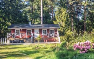 The building in which the holiday home is located