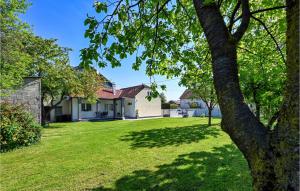 Zahrada ubytování 2 Bedroom Beautiful Home In Trnovec