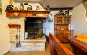 Fotografia z galérie ubytovania Nice Home In Mandalencici With Kitchen v destinácii Čubanići