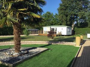 Vonkajšia záhrada v ubytovaní Gîte Panda house