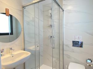 Kúpeľňa v ubytovaní Terrazas de Ladera Duplex 5 Casasol