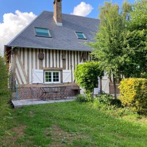Zdjęcie z galerii obiektu Cottage Normandie w mieście Beaufour