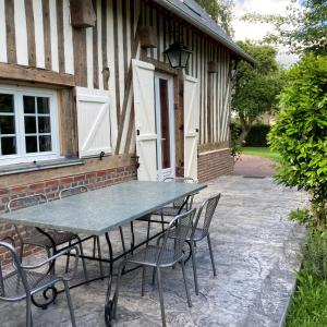 Zdjęcie z galerii obiektu Cottage Normandie w mieście Beaufour +21 zdjęć