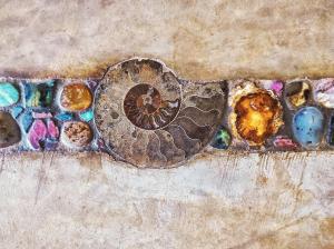 a painting of a shell on the ground at Villa Nautilus in Nosy Komba
