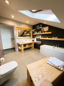 Posteľ alebo postele v izbe v ubytovaní Apartament Dwupoziomowy Nad Tamami