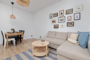 Posedenie v ubytovaní Marina Corner Apartment Gdynia by Noclegi Renters