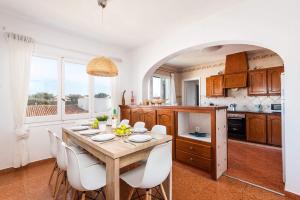 Køkken eller tekøkken på Villa Antonita by Villa Plus